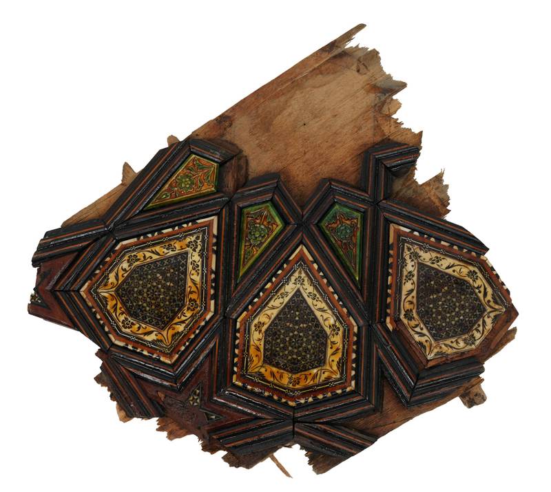 بقايا صناديق الخاتم